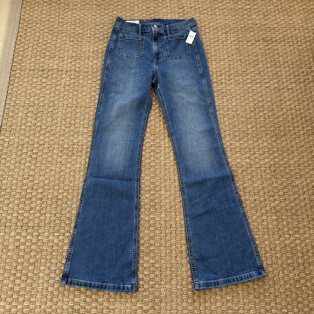 NWT Gap Women’s High-rise ‘70s Flare Jeans Medium Indigo Wash Size 29/8 Long